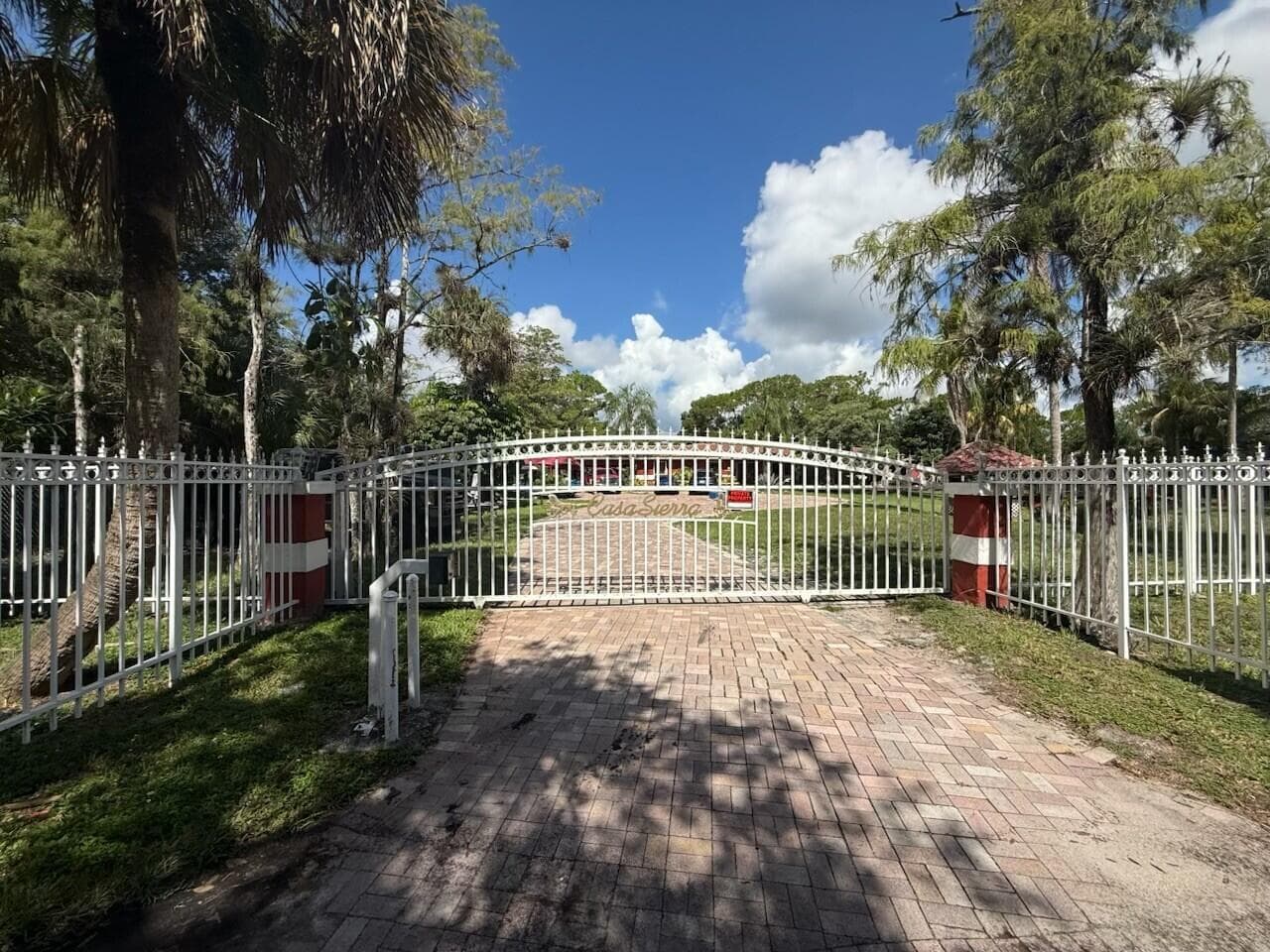 5800 PINETREE Road, Parkland FL 33067
