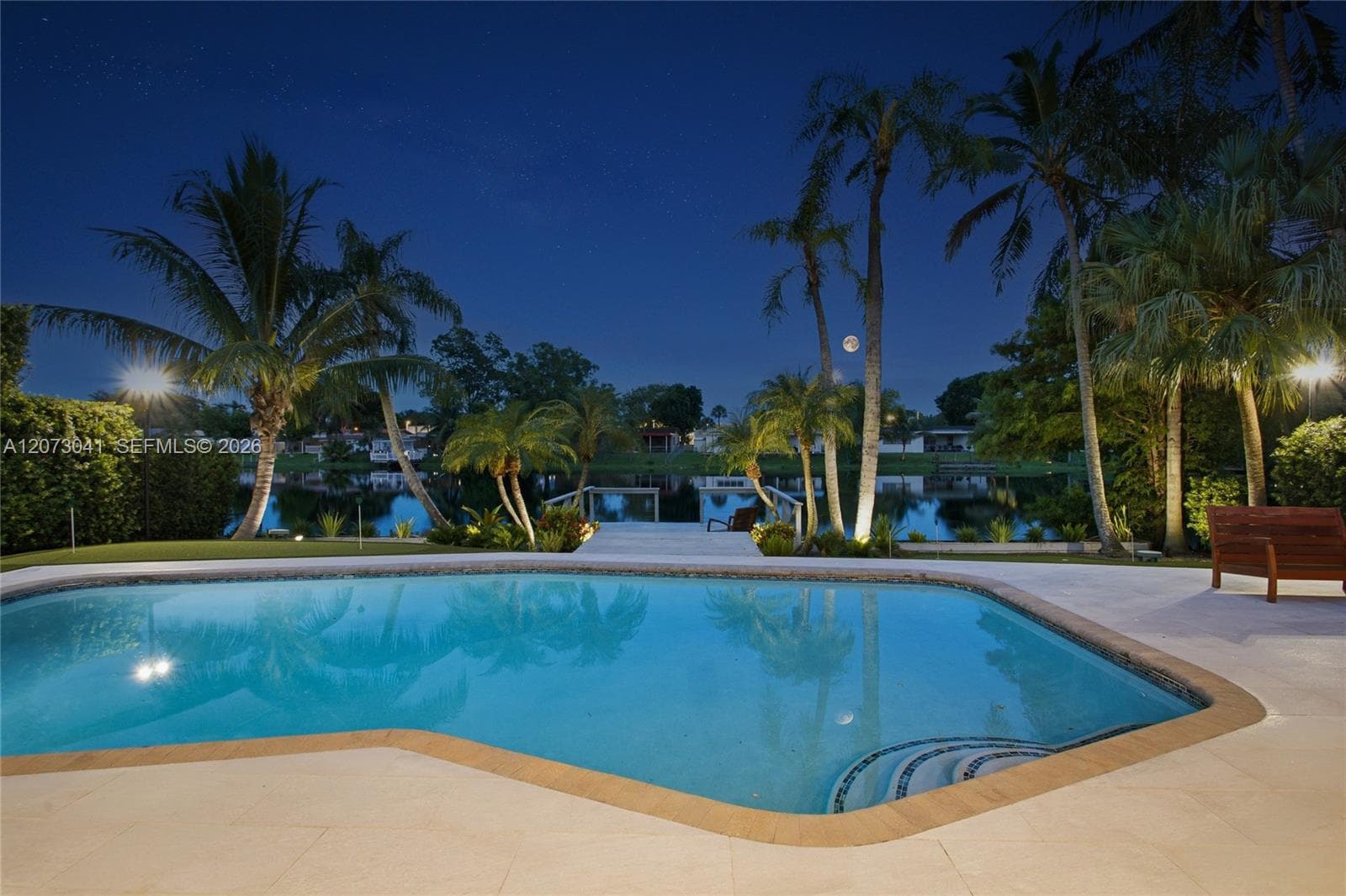 1721 NW 114th Ave, Pembroke Pines FL 33026 photo 3