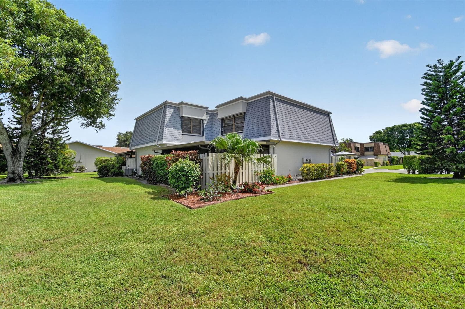 812 NW 30th Avenue # A, Delray Beach, FL 33445 photo 2