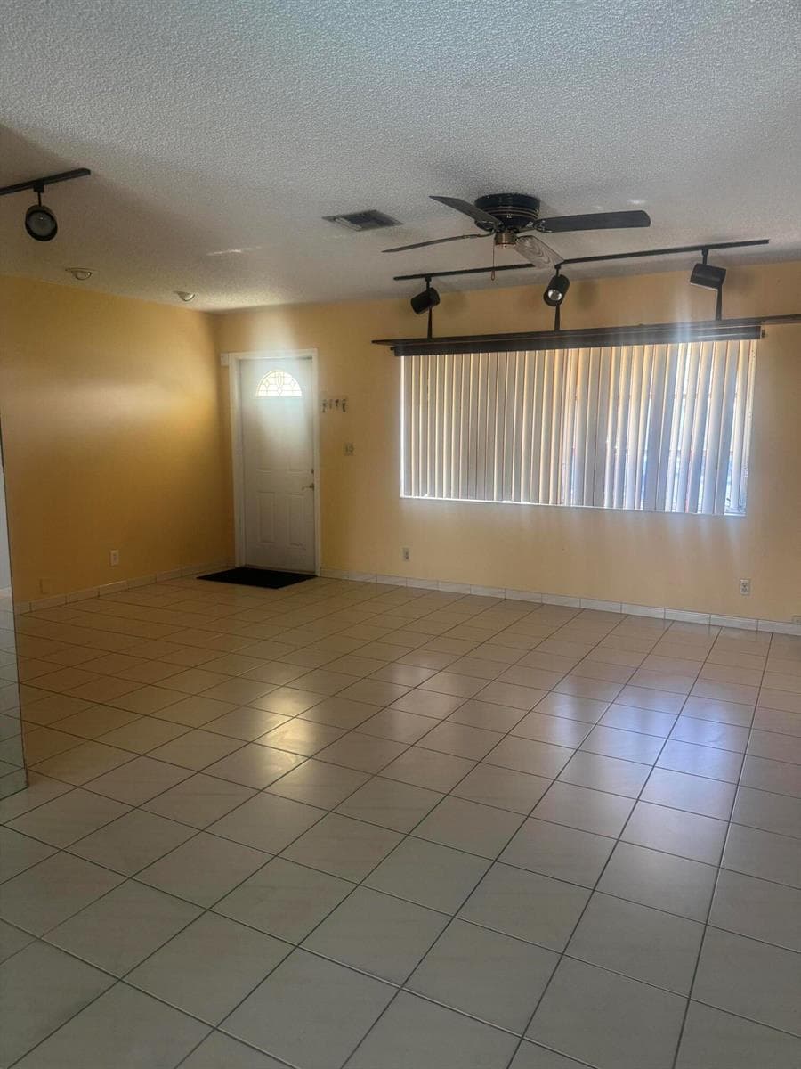 6740 NW 26TH Avenue, Fort Lauderdale FL 33309 photo 4
