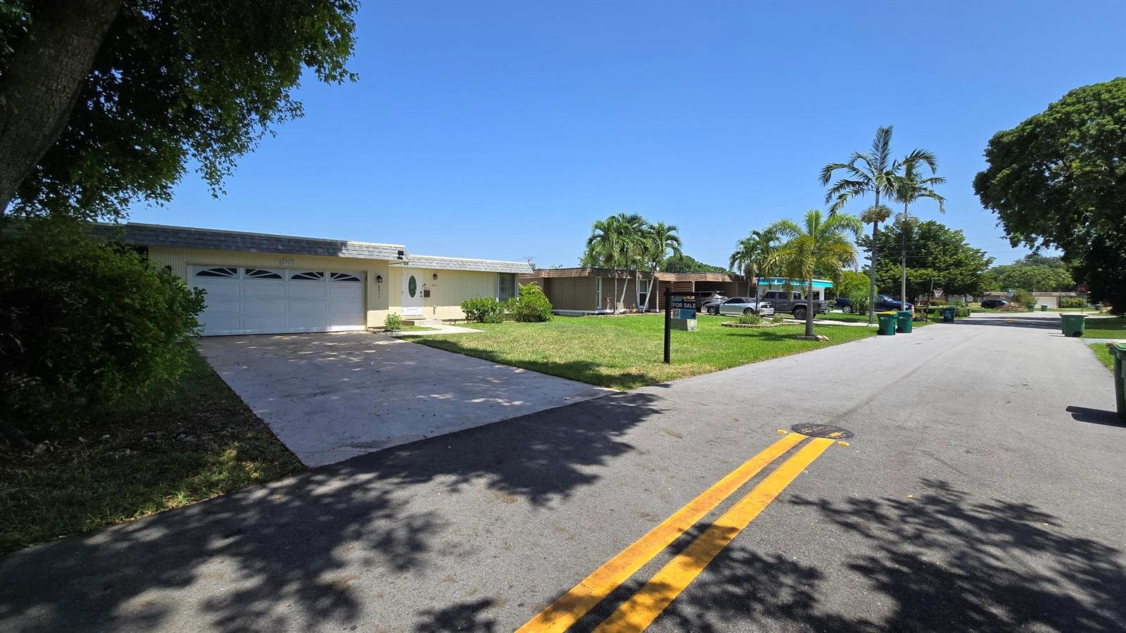 6311 NW 71st Avenue, Tamarac FL 33321 photo 2