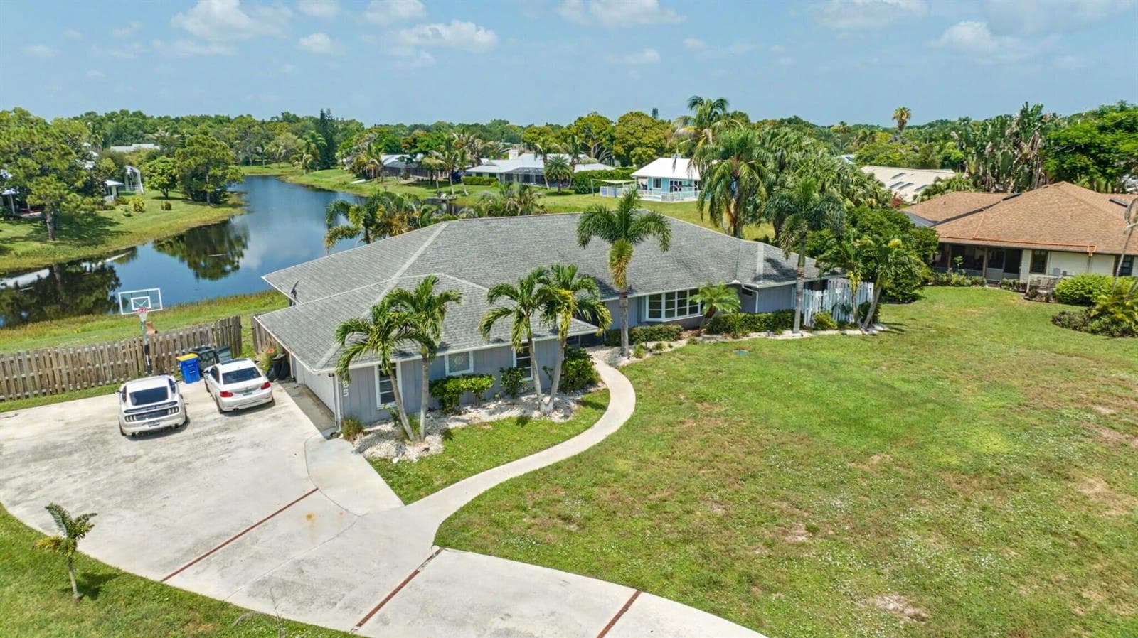 2185 NE Ocapi Court, Jensen Beach FL 34957 photo 3