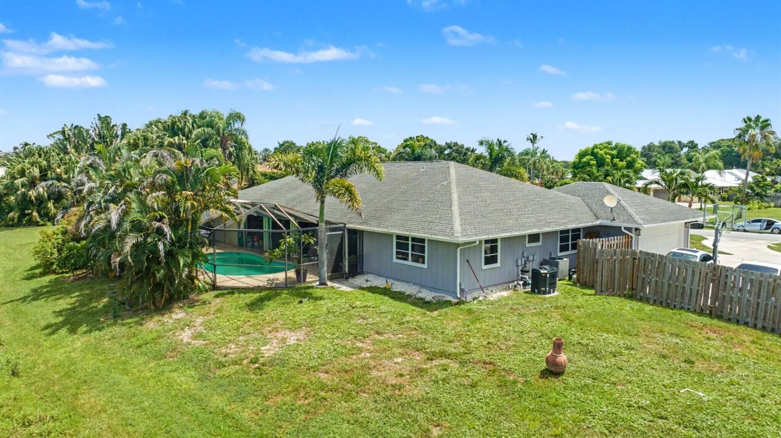 2185 NE Ocapi Court, Jensen Beach FL 34957 photo 4