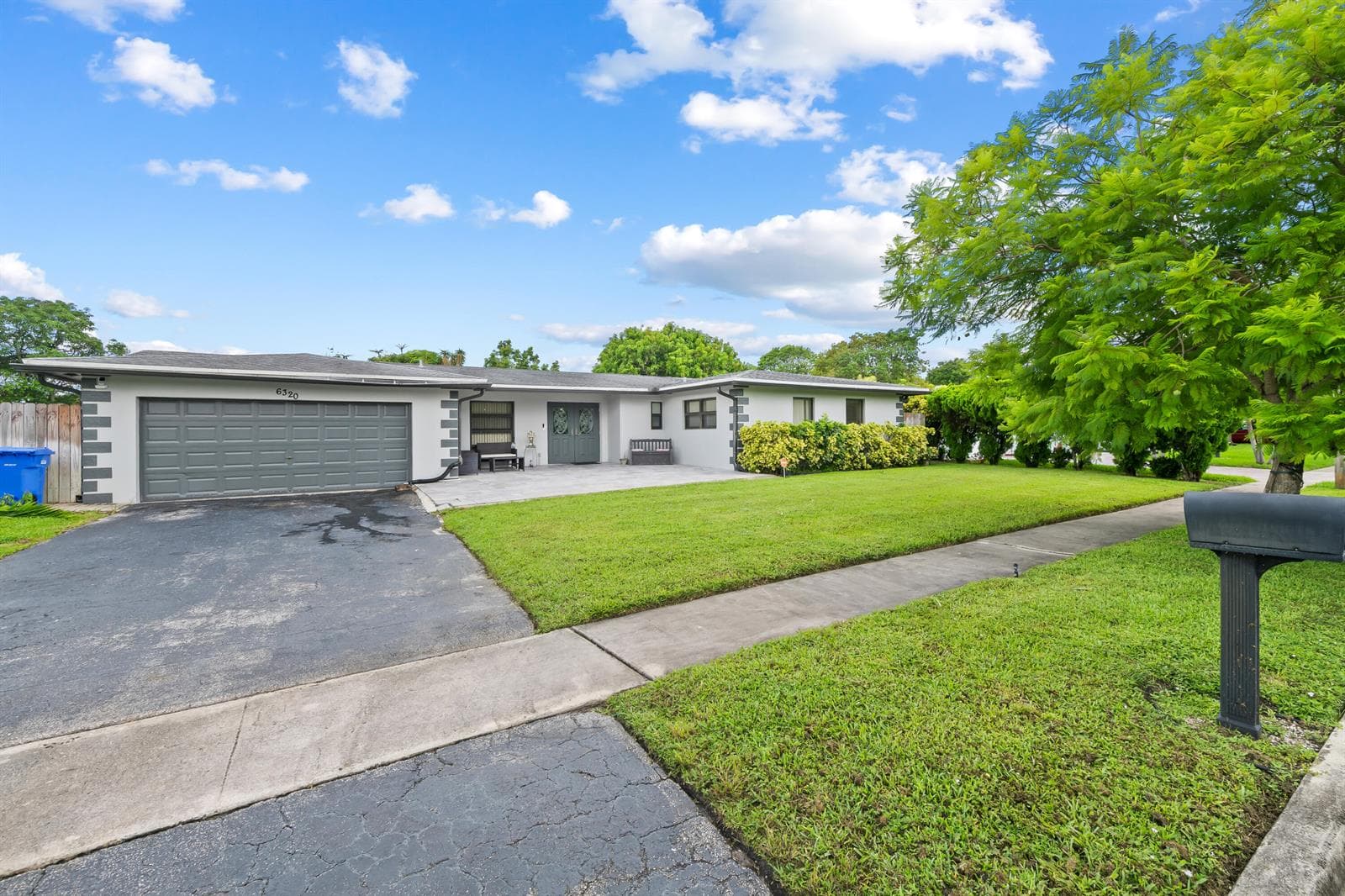 6320 SW 4TH Place, Margate FL 33068 photo 5