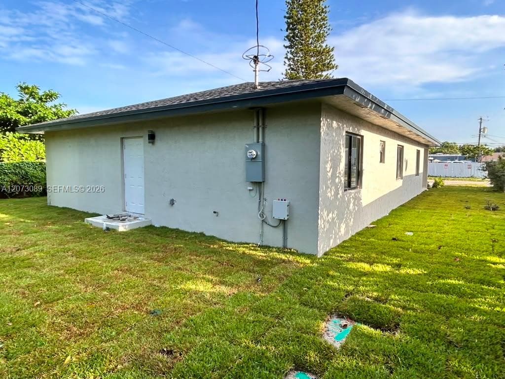 2950 NW 93 ST, Miami FL 33147 photo 5