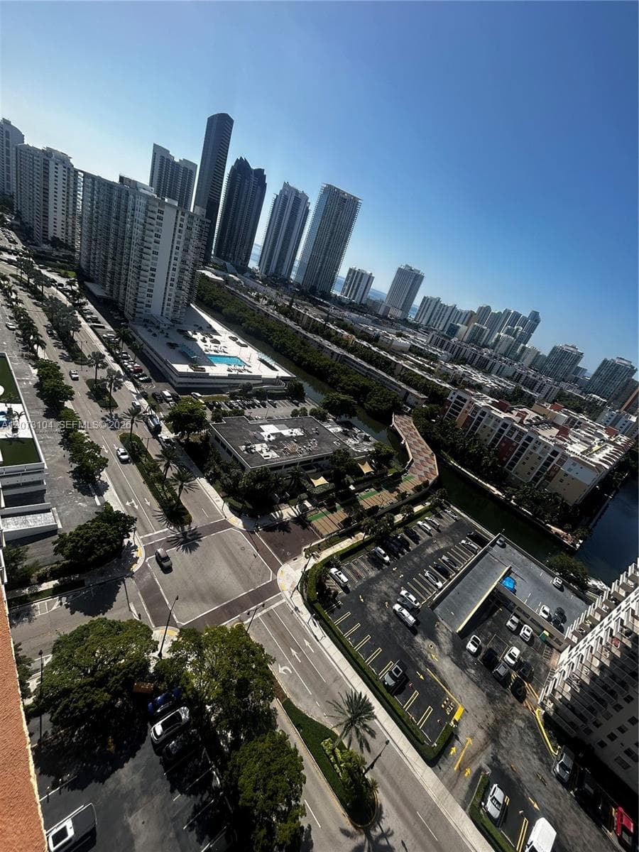 251 174th St # 2315, Sunny Isles Beach FL 33160 photo 2