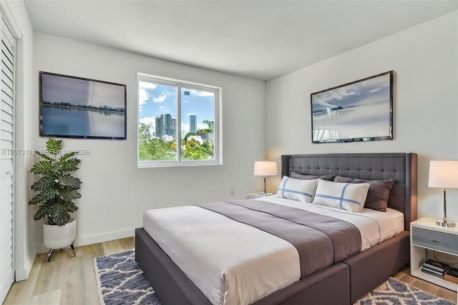 620 SW 10th St # 305, Miami FL 33130