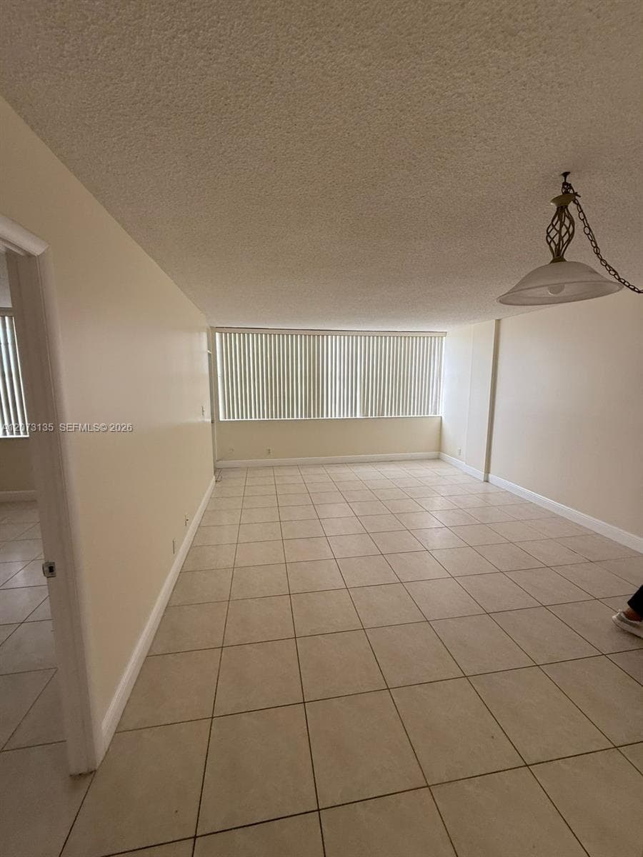 2025 NE 164th St # 801, North Miami Beach FL 33162 photo 2