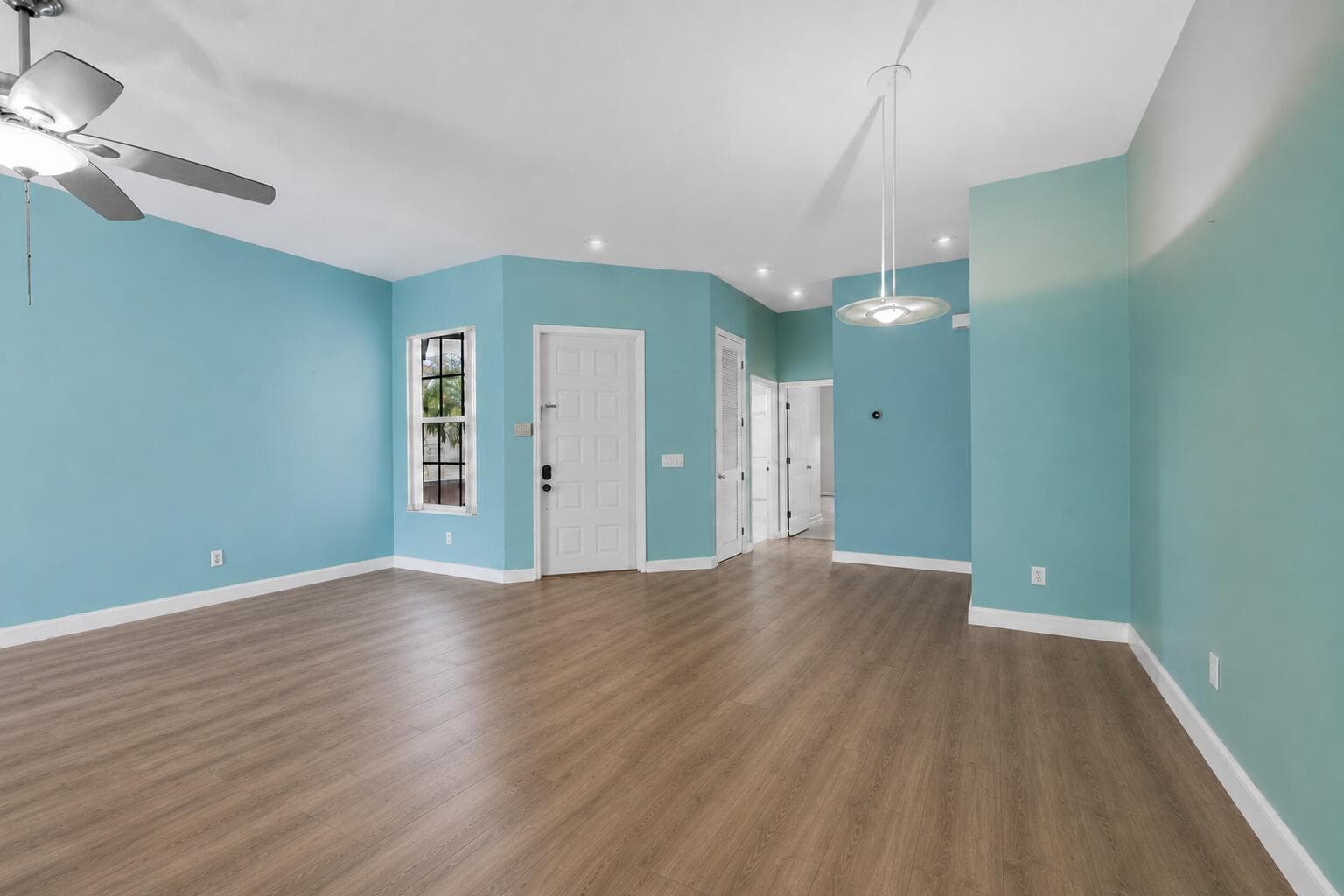 546 SW NEW CASTLE Cove, Port St. Lucie FL 34986 photo 5