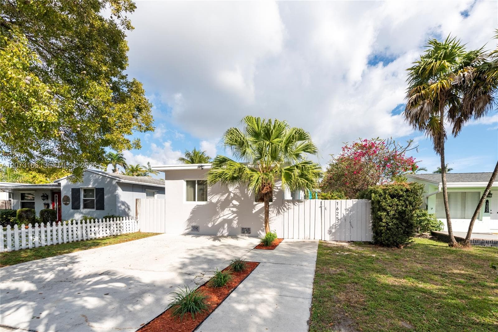 1625 Fletcher St # 1, Hollywood, FL 33020 photo 2