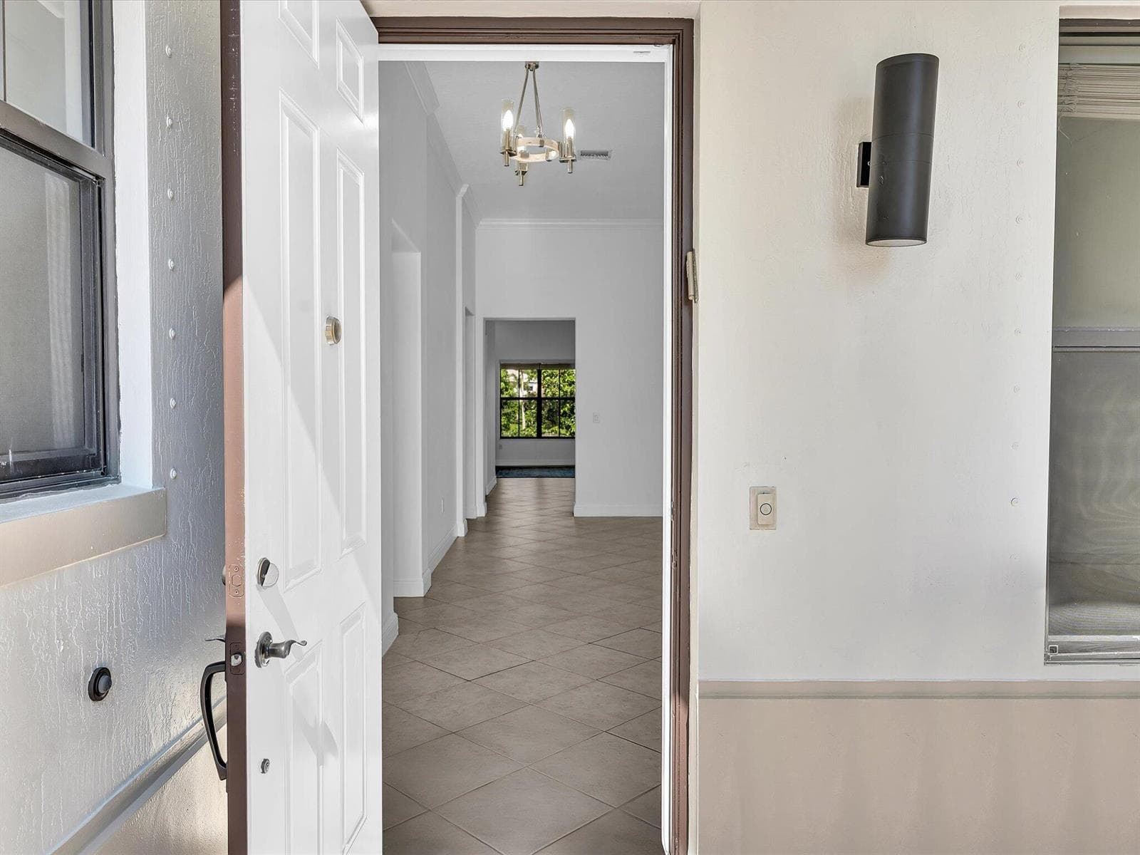 2680 NW 84TH Way, Cooper City FL 33024 photo 4