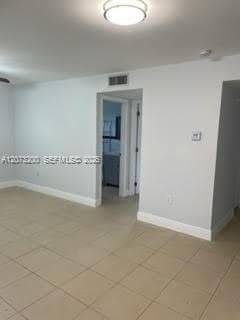 1985 NE 168th St # 7, North Miami Beach FL 33162 photo 4