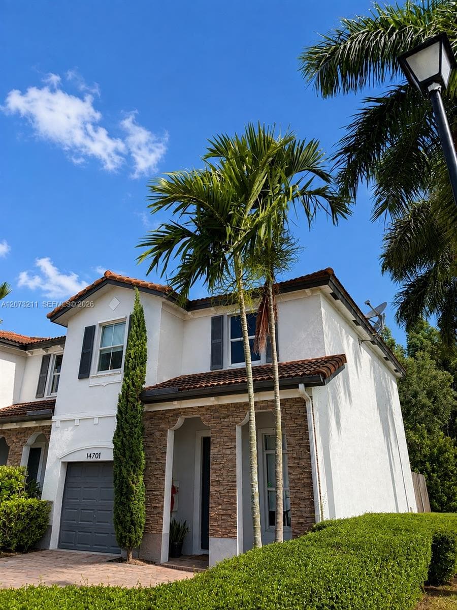 14701 SW 22nd Ter, Miami FL 33185