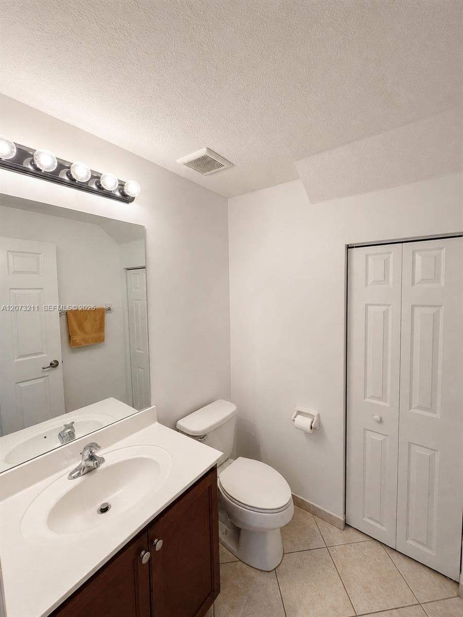 14701 SW 22nd Ter, Miami FL 33185 photo 4