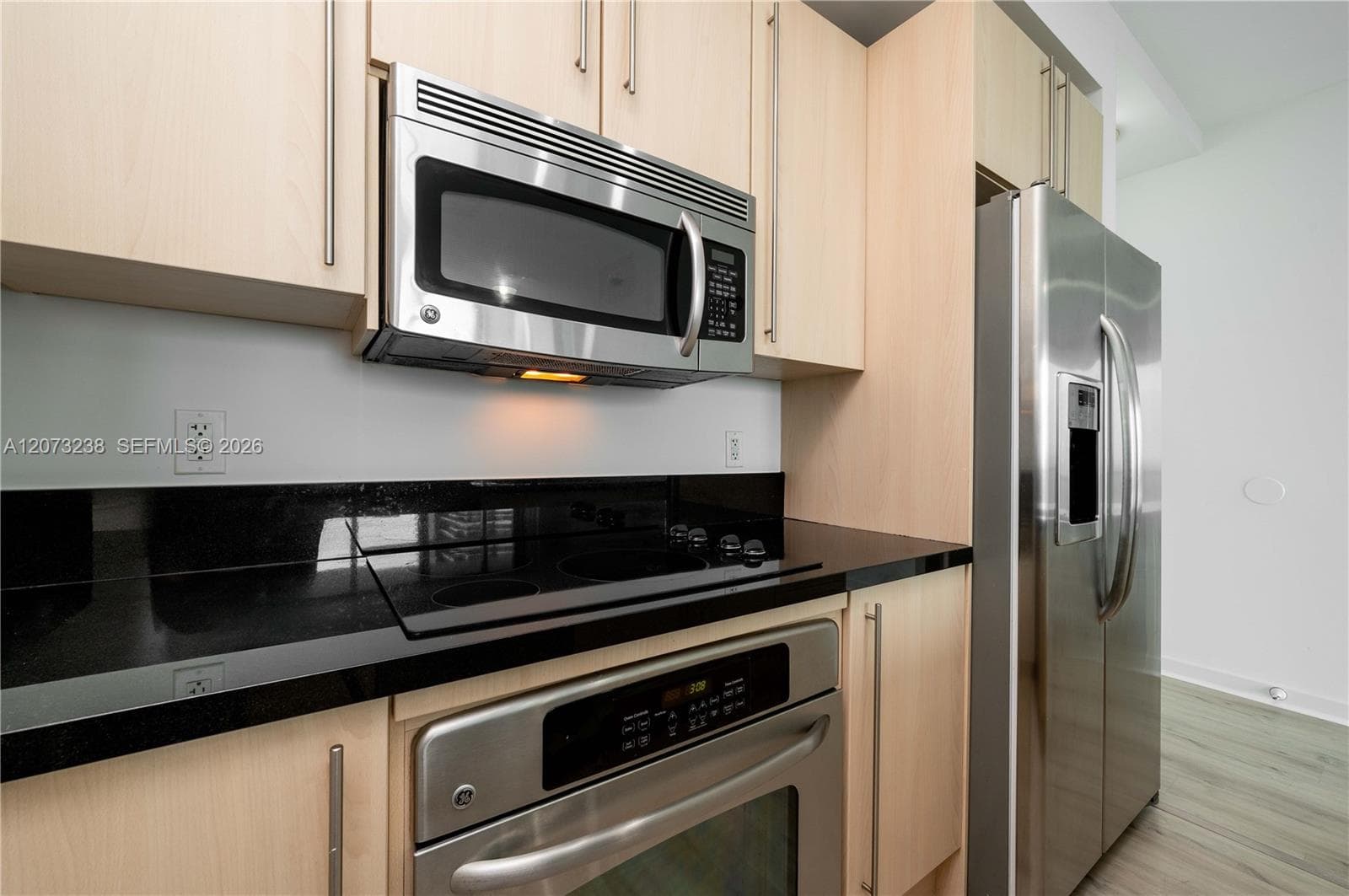 79 SW 12th St # 2602-S, Miami FL 33130 photo 4