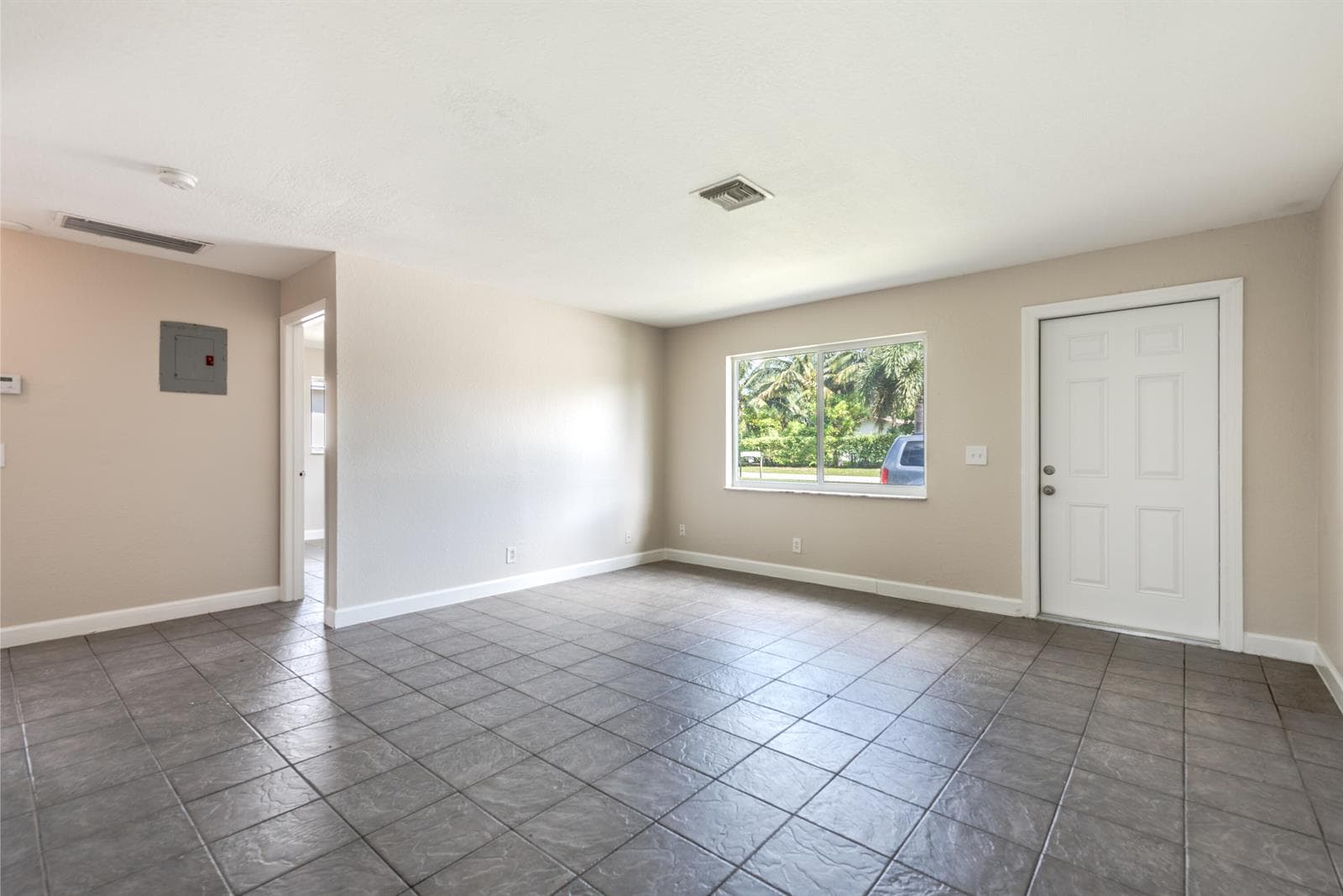3482 48TH Lane S, Lake Worth FL 33461 photo 5