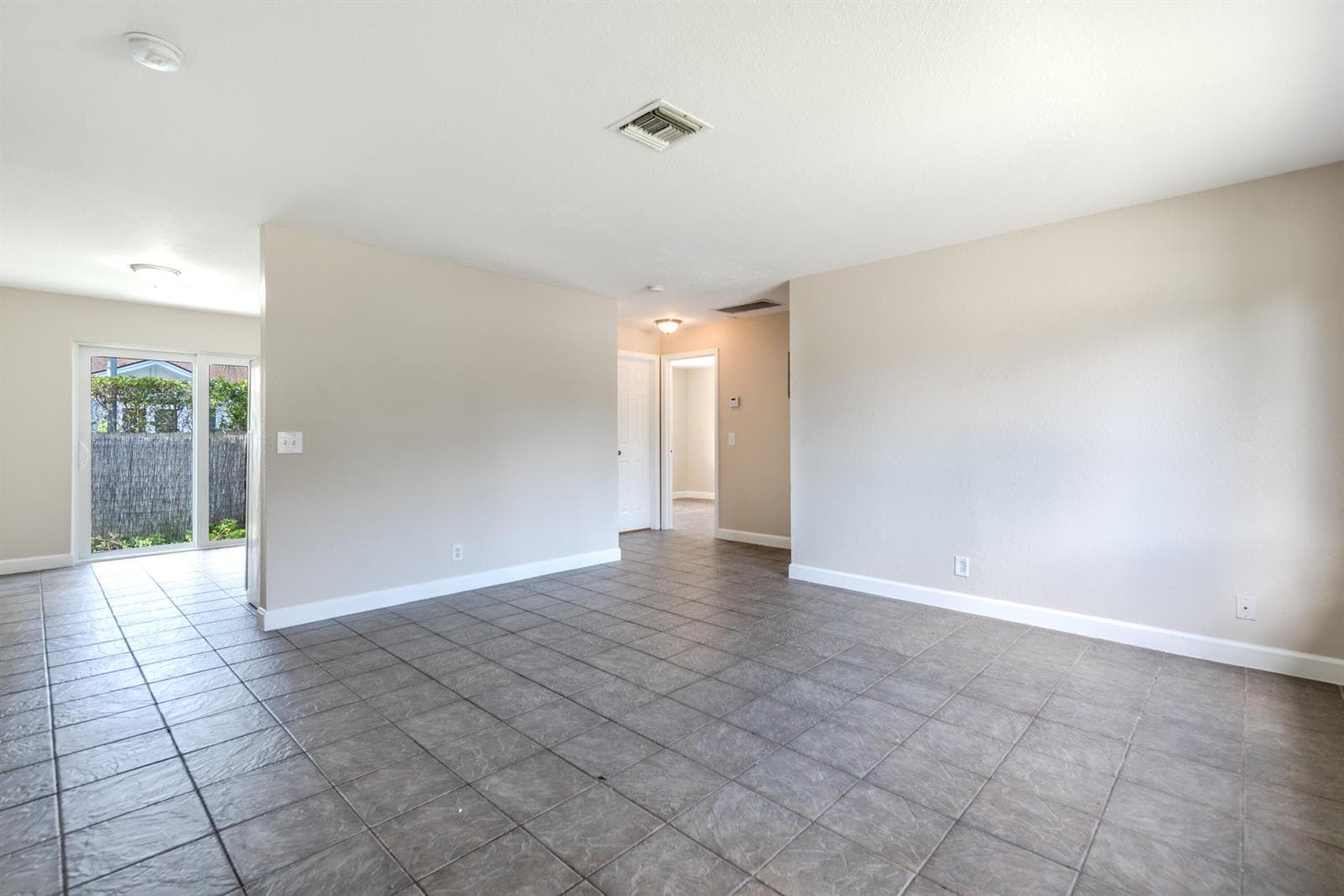 3482 48TH Lane S, Lake Worth FL 33461 photo 4