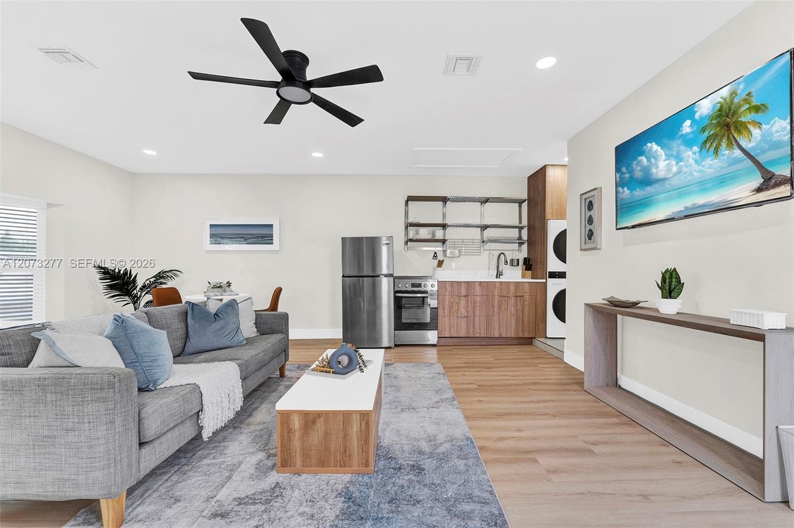 10430 Sunset Strip, Sunrise FL 33322