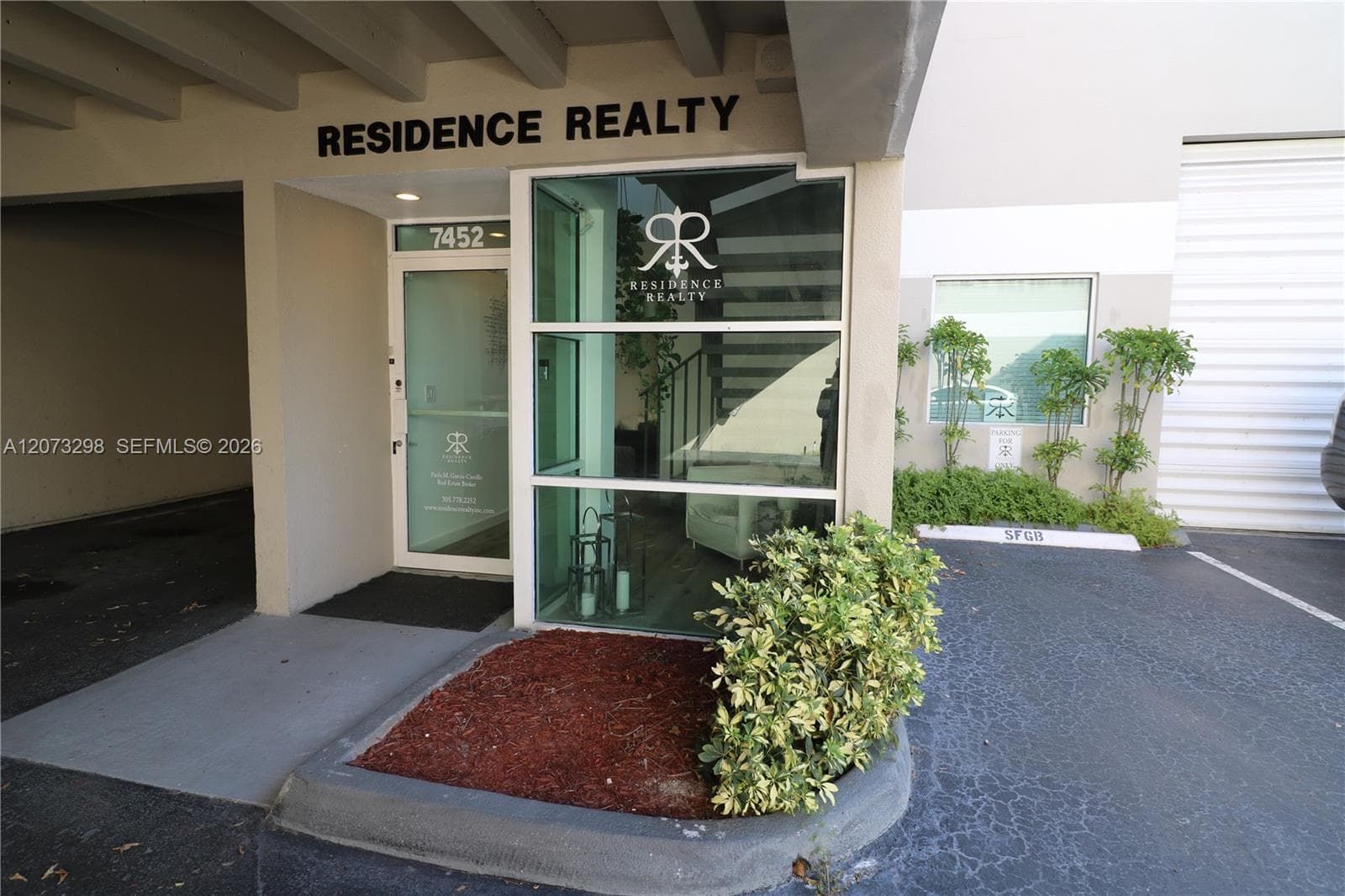 7452 SW 48th St, Miami FL 33155 photo 2