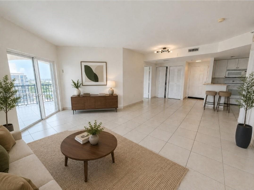 1627 SW 37th Ave # 803, Miami FL 33145 photo 4