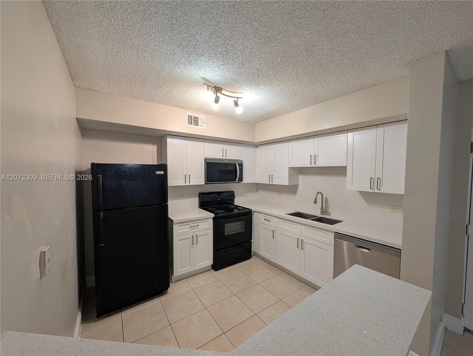 3690 N 56th Ave # 903, Hollywood FL 33021 photo 2