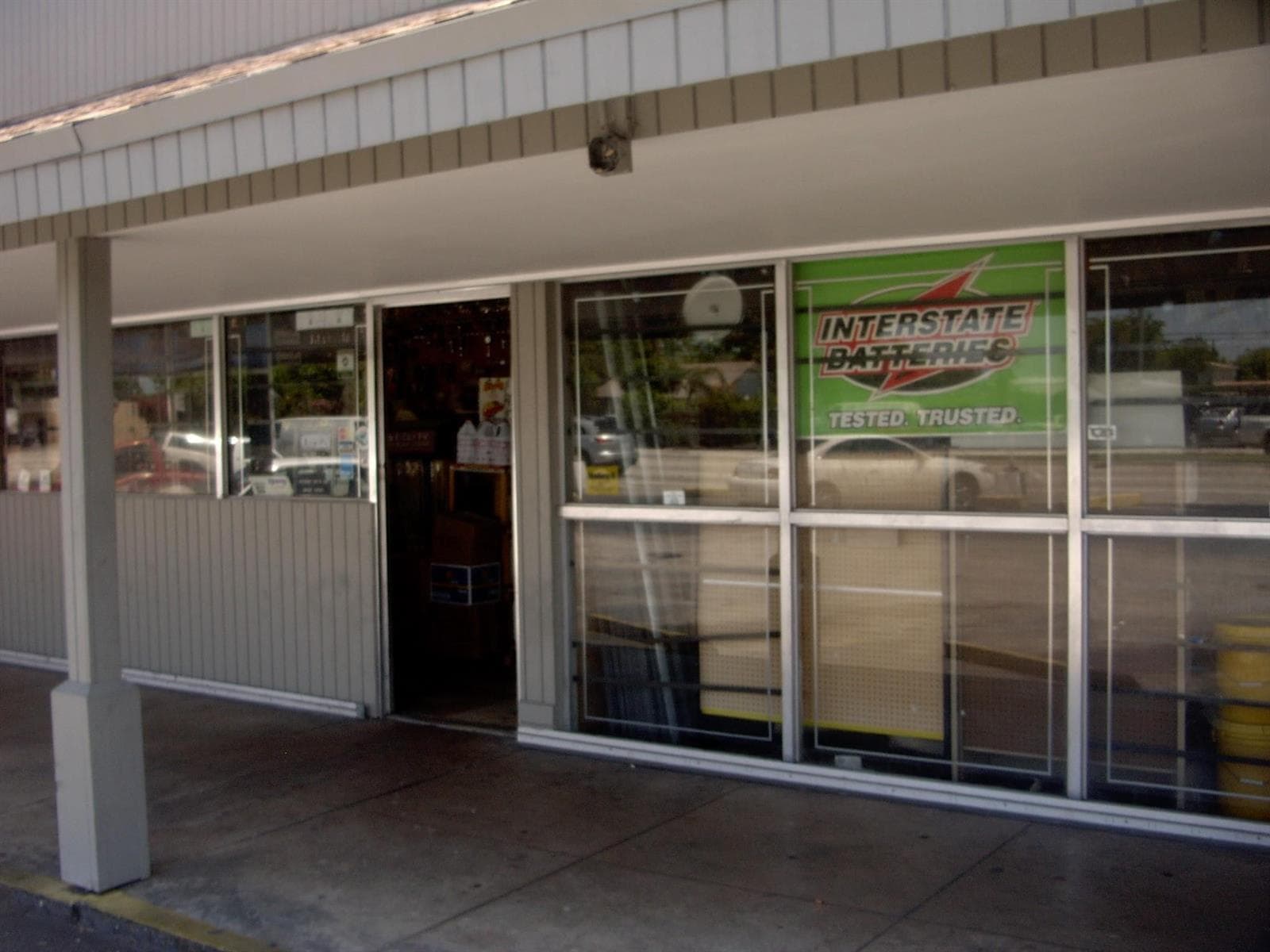 4420 W HALLANDALE BEACH Boulevard, Hollywood FL 33023