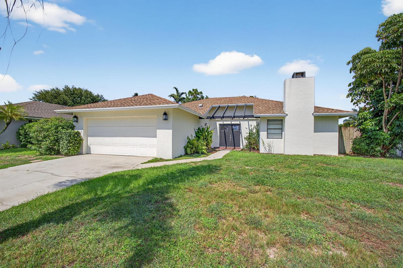 1202 Essex Drive, Wellington FL 33414