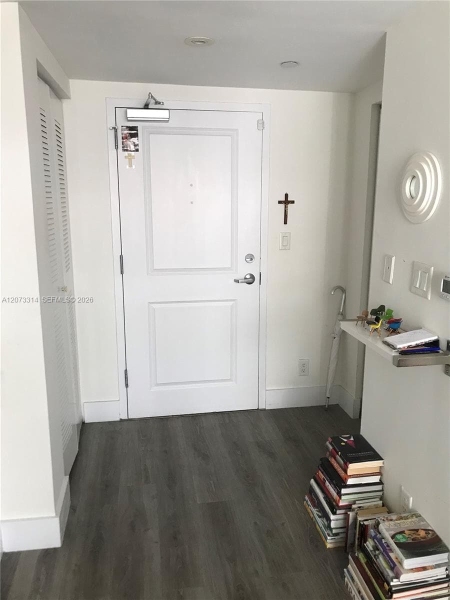 111 E Flagler St # 701, Miami, FL 33131 photo 3