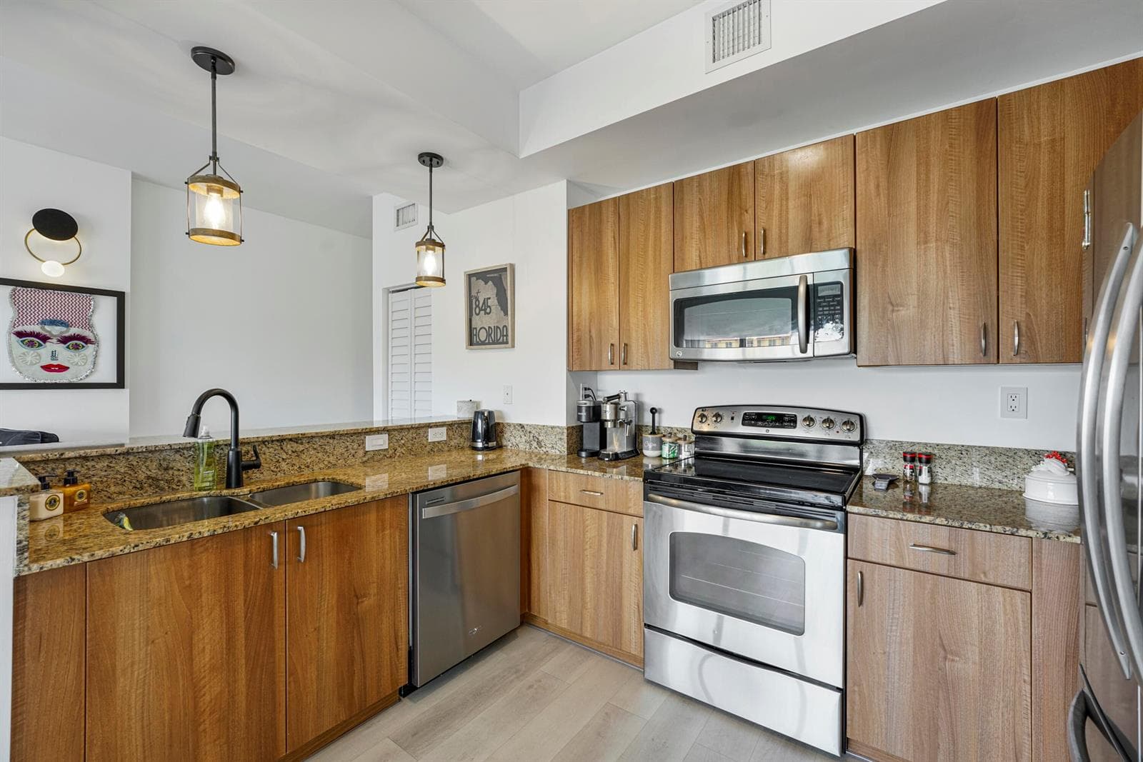 1931 NE 2nd Street # 301, Deerfield Beach FL 33441 photo 2