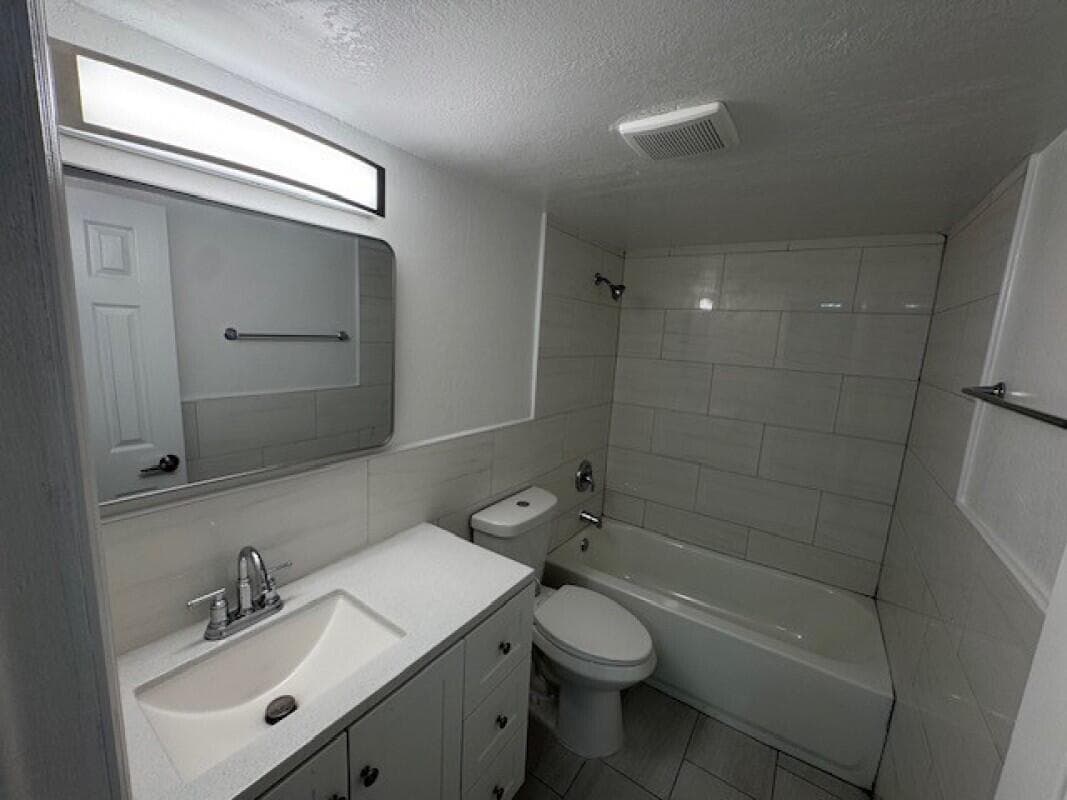 3810 SW 60th Avenue, Davie FL 33314 photo 2