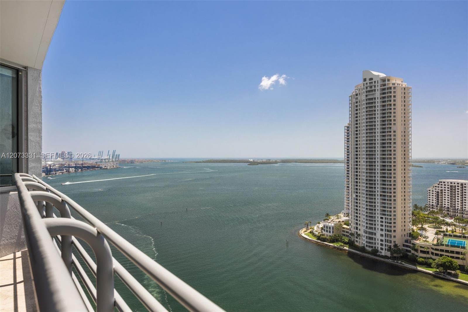 335 S Biscayne Blvd # 2805, Miami FL 33131 photo 2