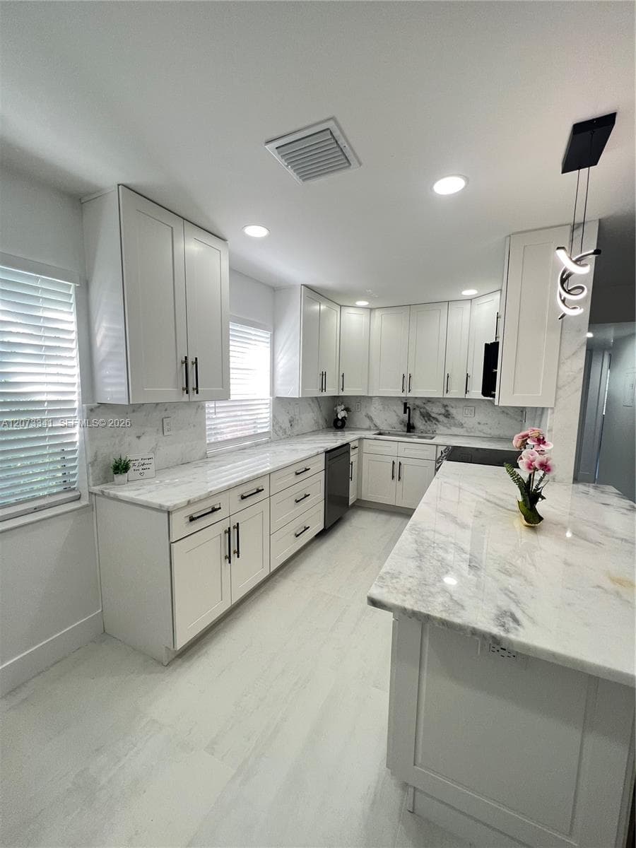 708 Normandy O # 708, Delray Beach FL 33484 photo 2