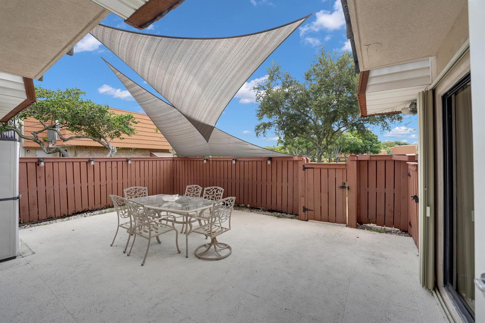 2938 SW 12TH Street, Deerfield Beach FL 33442 photo 4