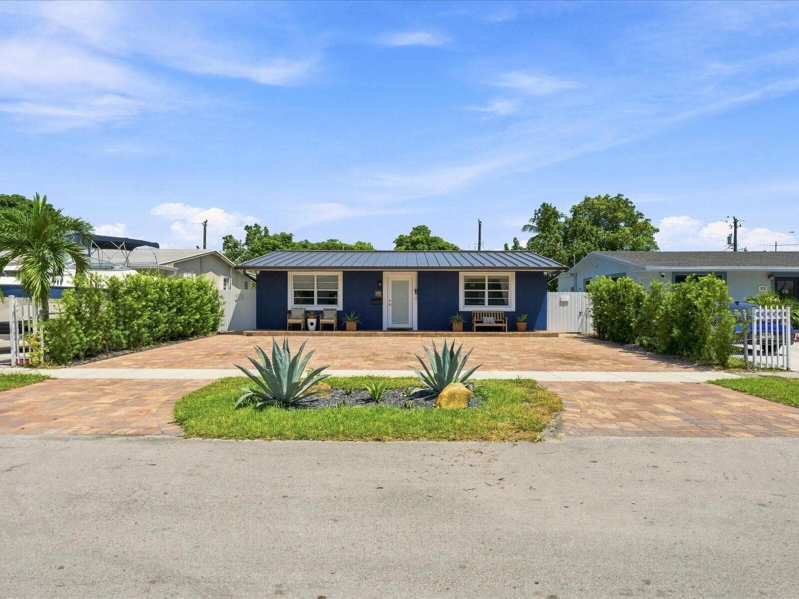 363 E 62ND Street, Hialeah FL 33013 photo 2