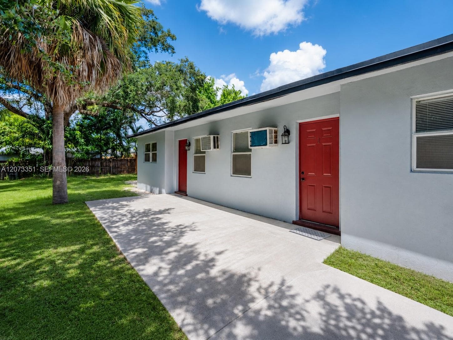 429 NW 14th Ave, Fort Lauderdale FL 33311 photo 2