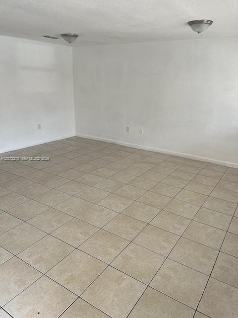 2735 NW 131 ST # 2735, Opa-Locka FL 33054 photo 2