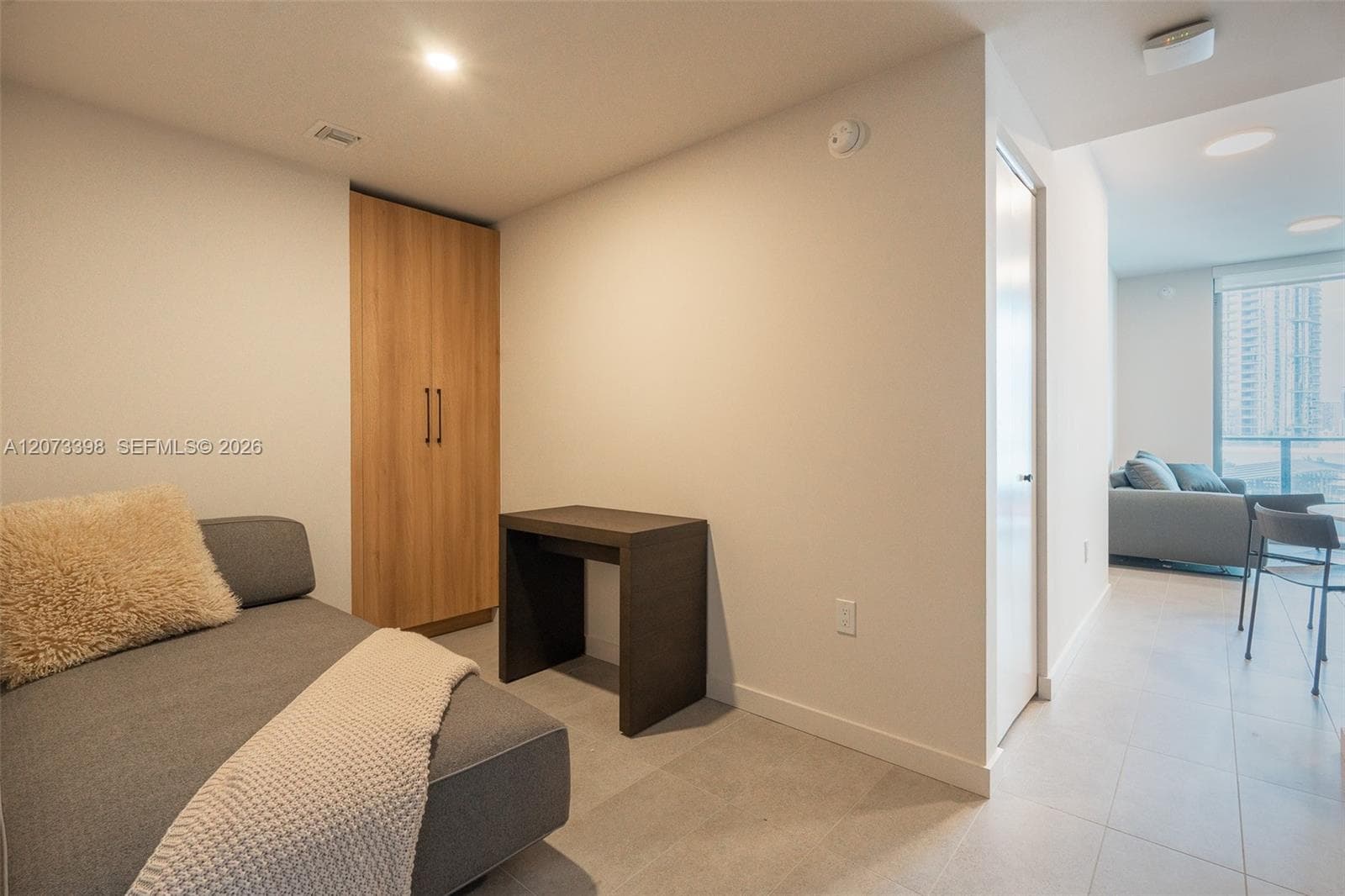 121 NE 5th St # 1710, Miami FL 33132 photo 4