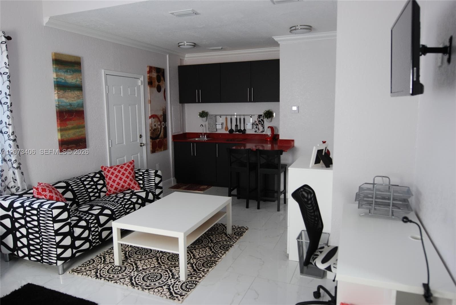 1435 SW 82nd Pl, Miami FL 33144 photo 3