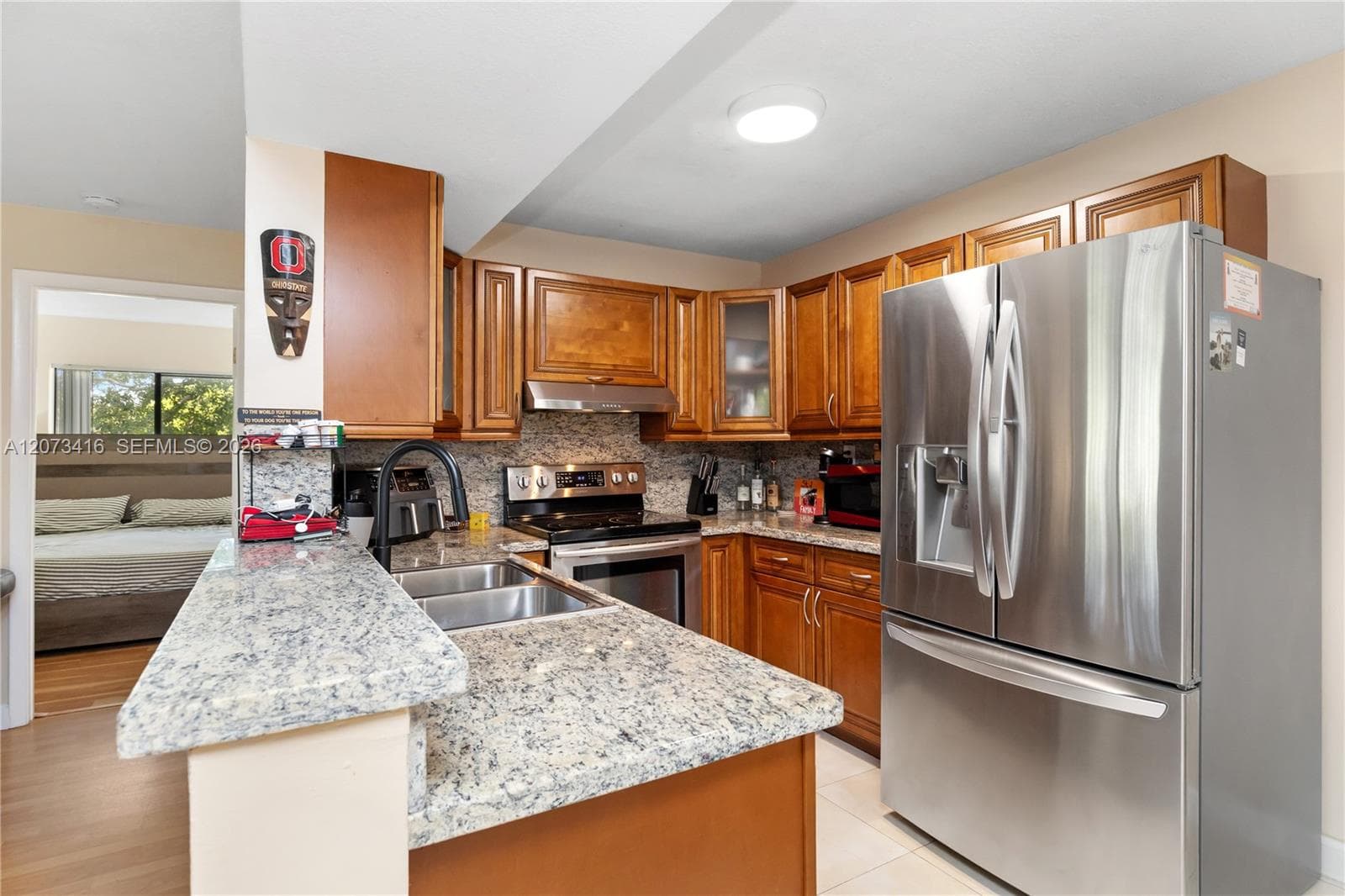 400 Palm Cir W # 208, Pembroke Pines FL 33025 photo 3