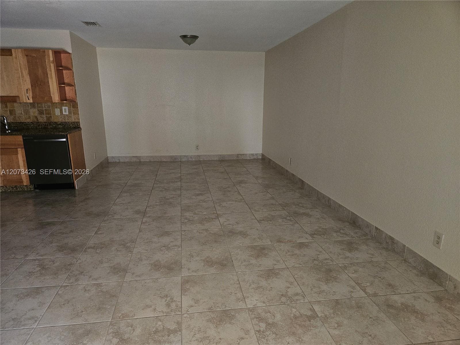 2500 NE 193rd St # 2502, North Miami Beach FL 33180 photo 2