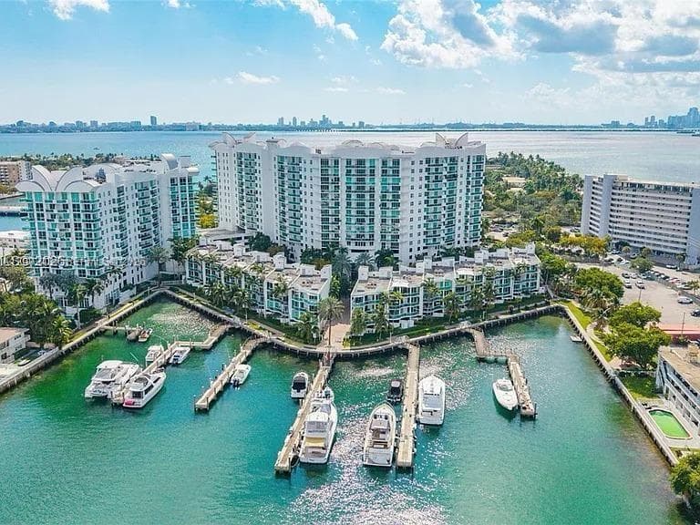 7910 Harbor Island Dr # 904, North Bay Village FL 33141 photo 5