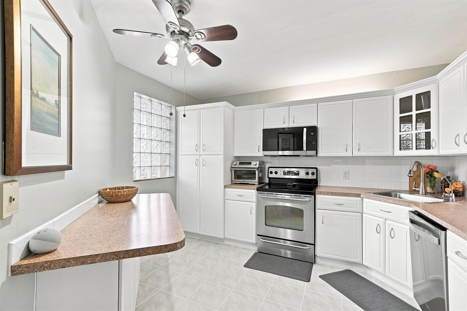 4111 CORAL TREE Circle # 321, Coconut Creek FL 33073 photo 3