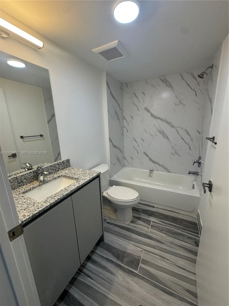 2675 NW 87th st # 302, Miami FL 33147 photo 4