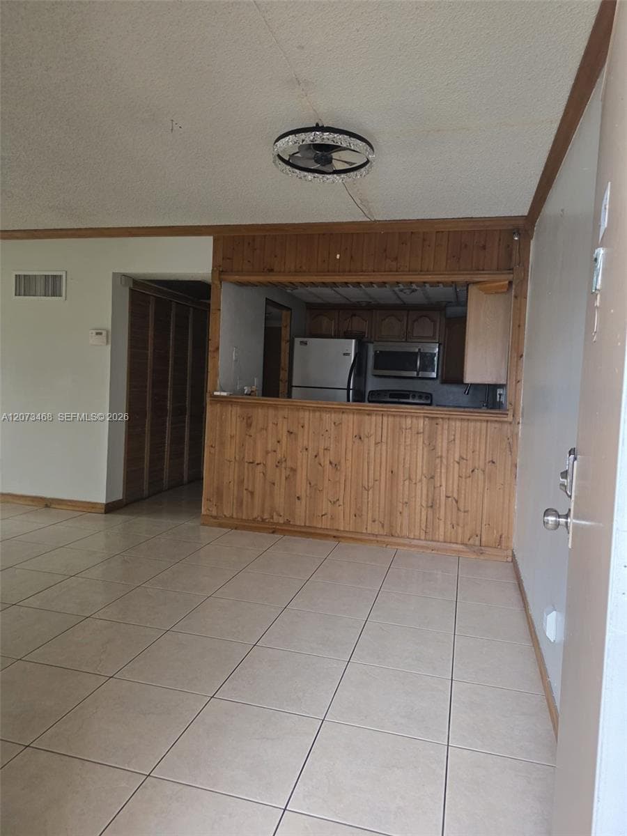 5981 Washington St # 206, Hollywood FL 33023 photo 3