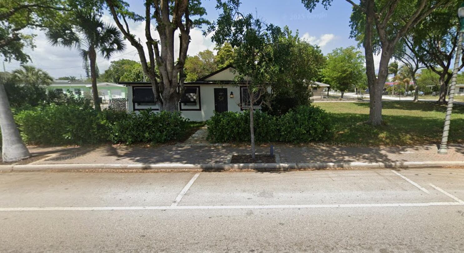 1107 W ATLANTIC Avenue, Delray Beach FL 33444 photo 2