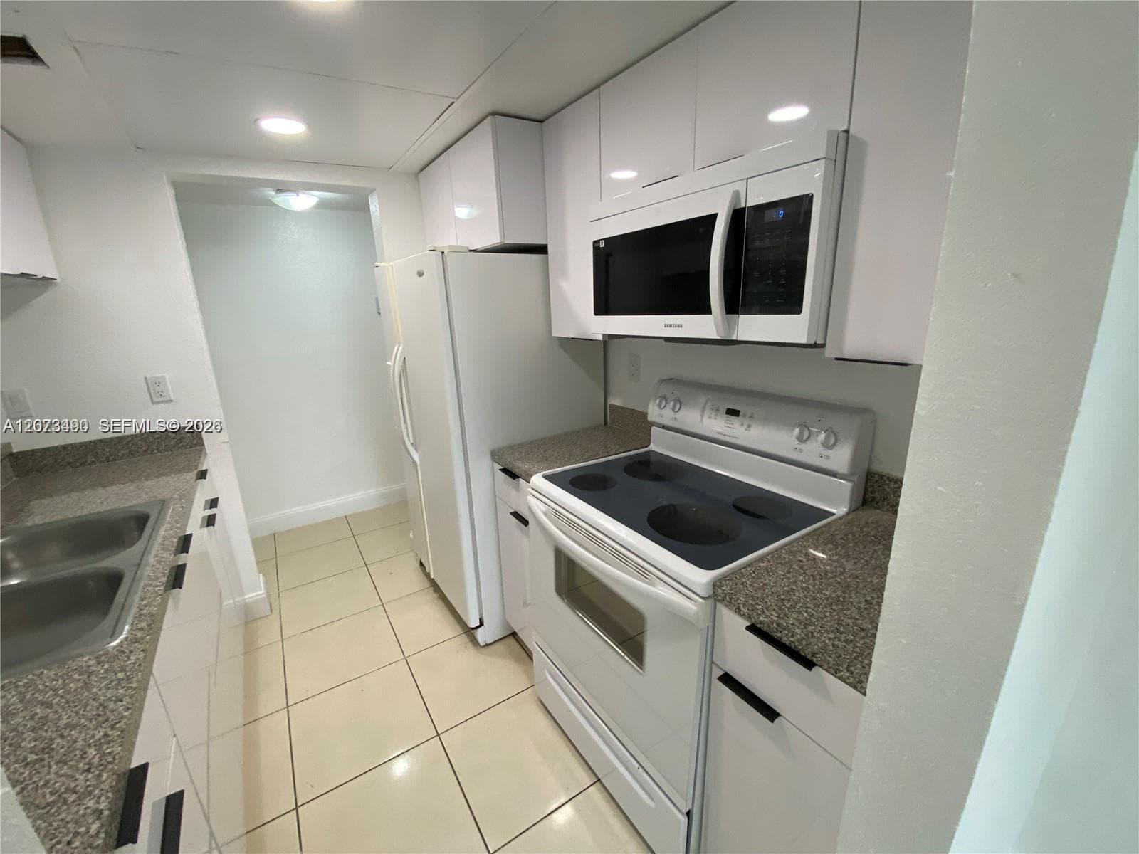8365 SW 152nd Ave # C-416, Miami, FL 33193