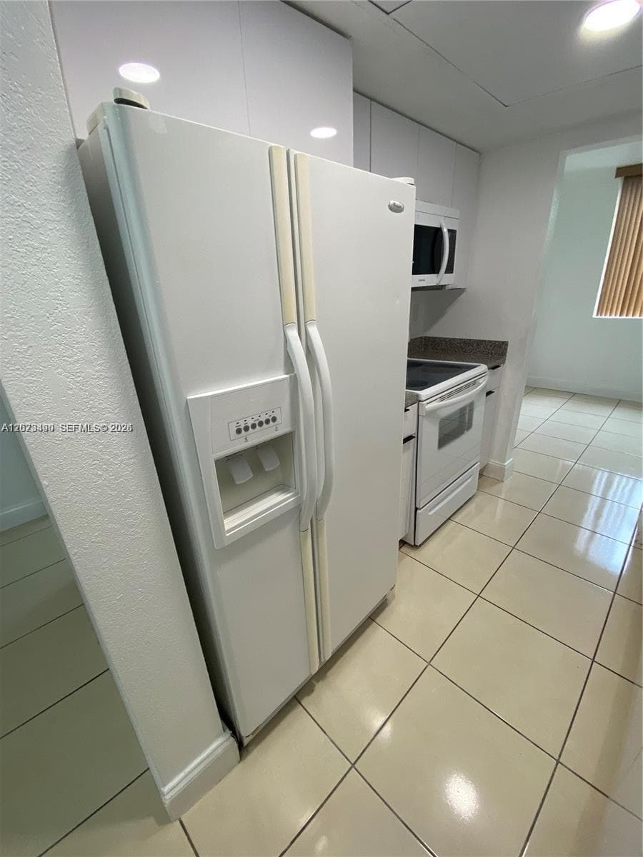 8365 SW 152nd Ave # C-416, Miami, FL 33193 photo 5