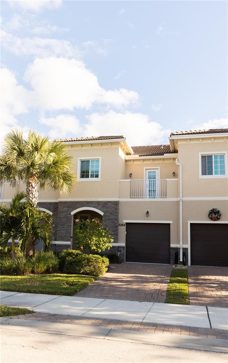 6264 SE Portofino Cir, Hobe Sound FL 33455