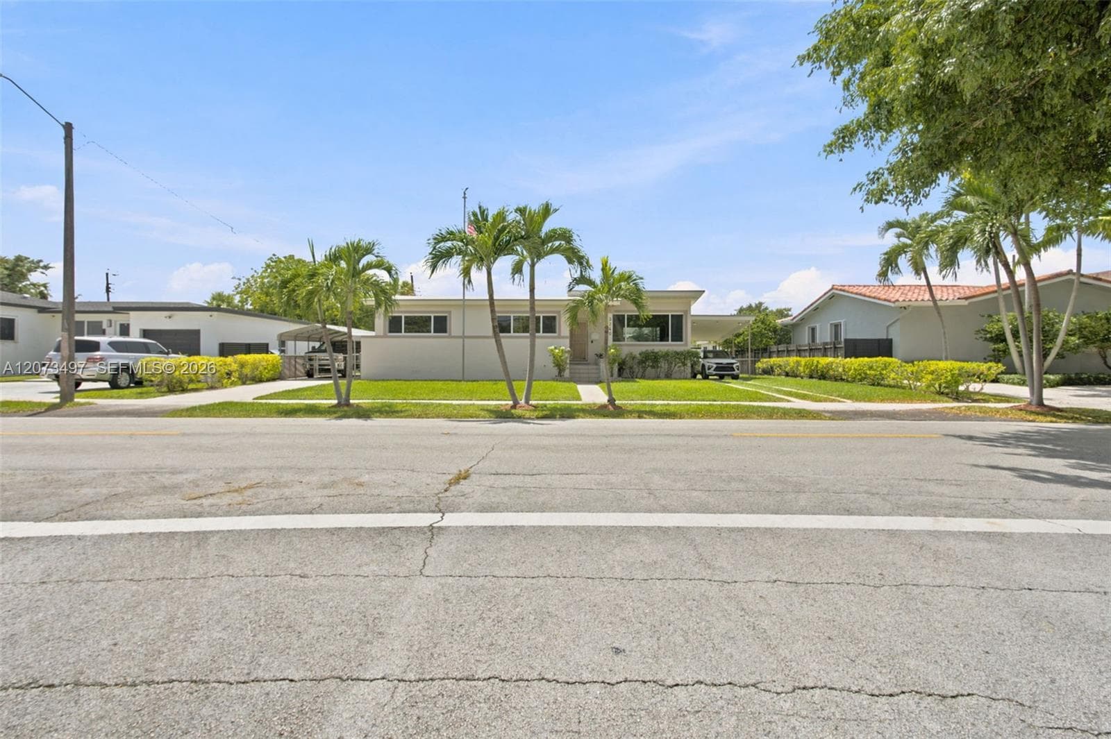 3240 SW 84th Ave, Miami FL 33155 photo 2
