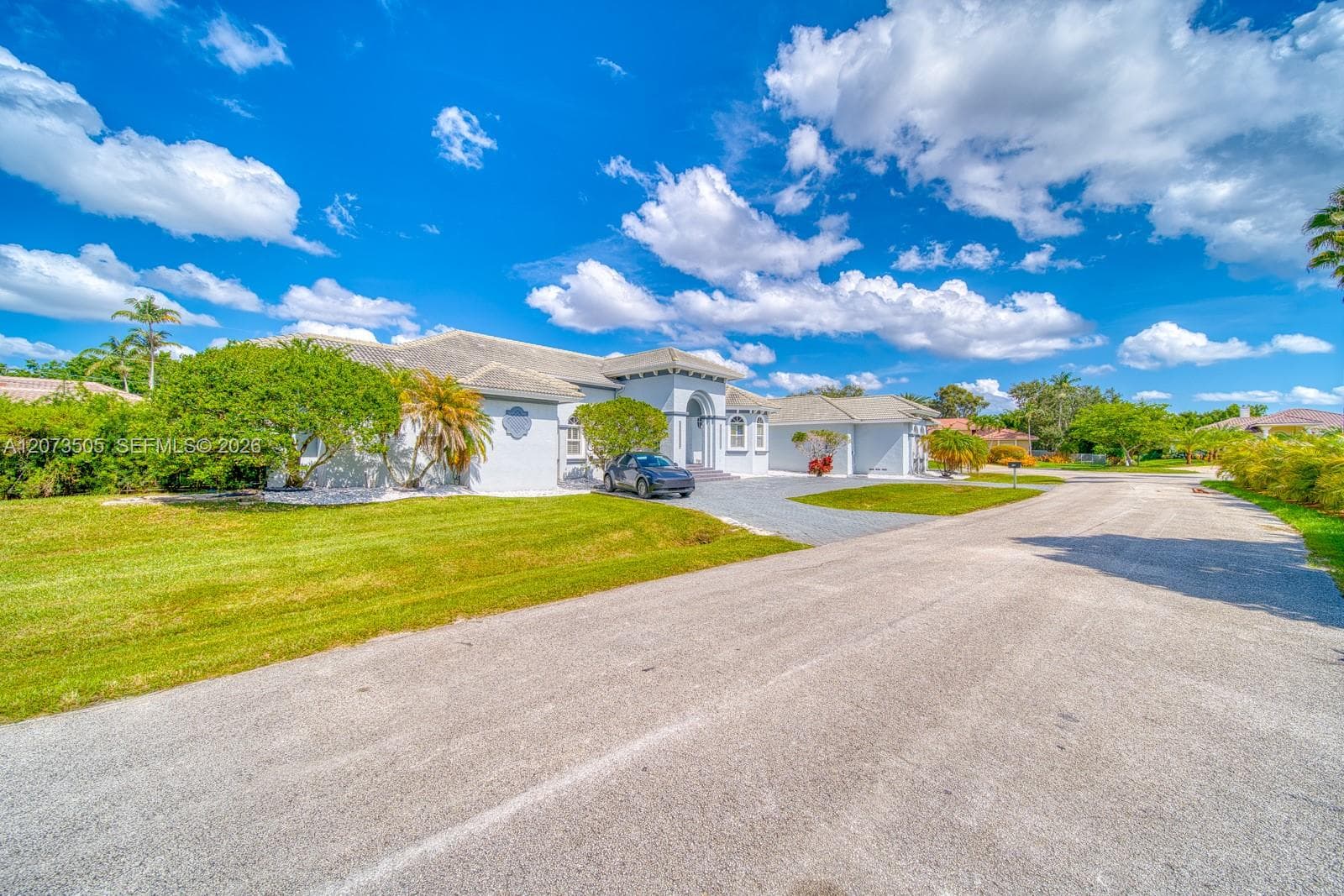 901 NW 122nd Ave, Plantation FL 33325 photo 2